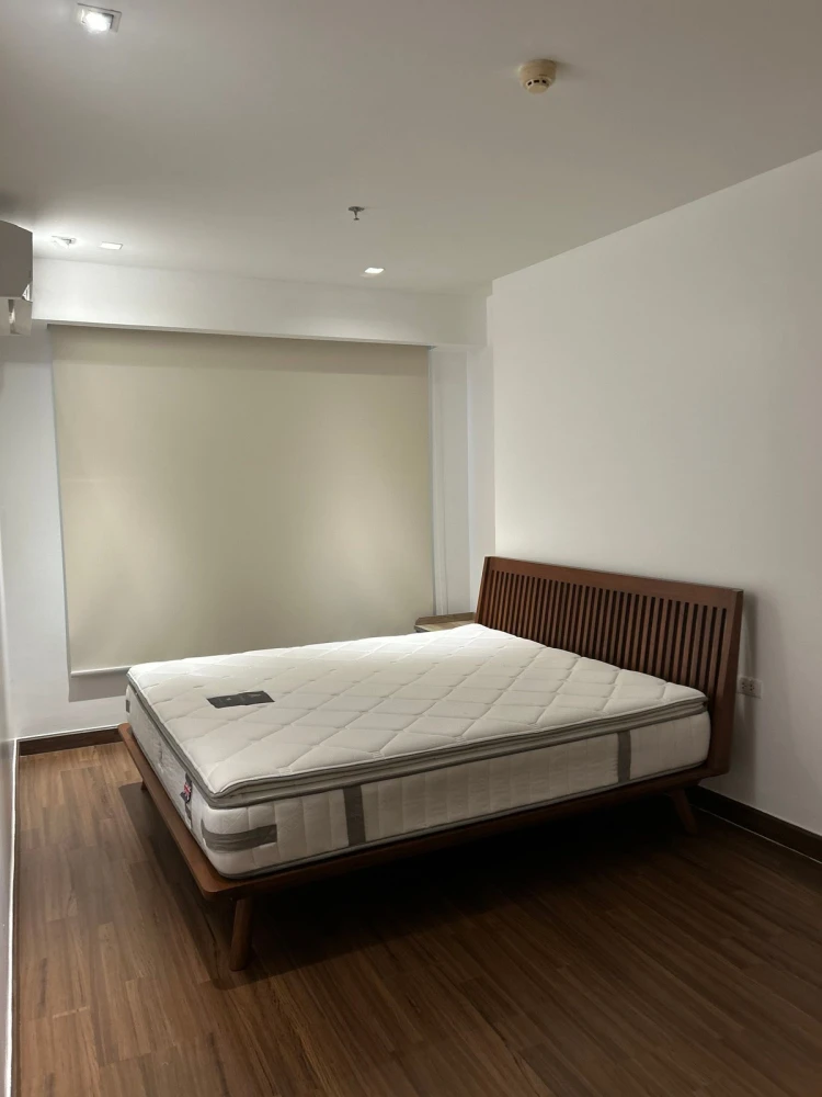 3-bedroom unit for rent at Supalai Prima Riva—fully furnished. Book now if interested.