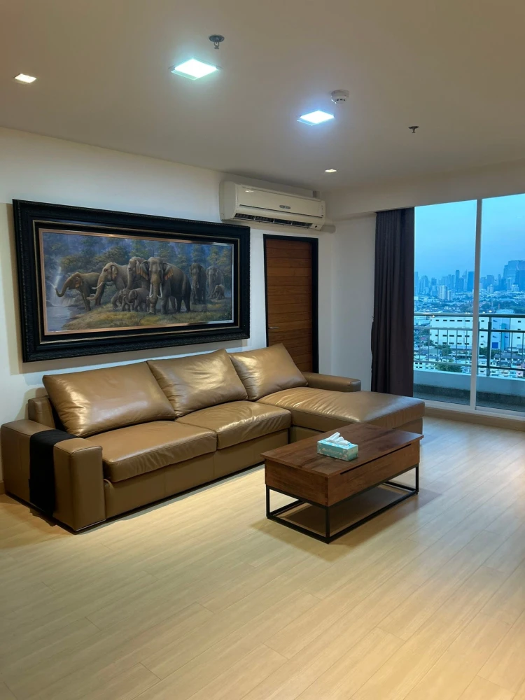 3-bedroom unit for rent at Supalai Prima Riva—fully furnished. Book now if interested.