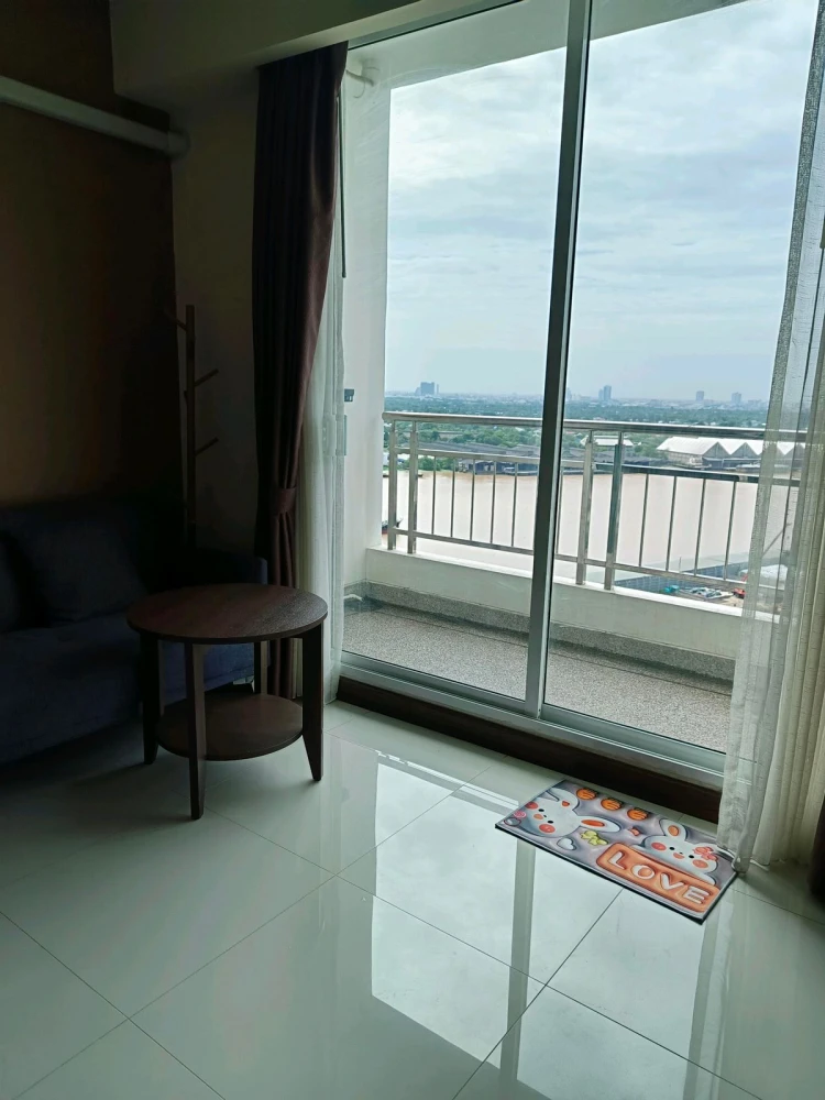 For rent: Supalai Prima Riva, 19th floor, southeast facing with river view. Book now! (Urgent!)