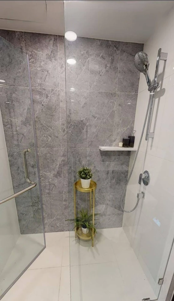 For rent sell: Supalai Prime Rama 9, corner unit. Quiet and private, like home. Spacious and comfortable. Book now!