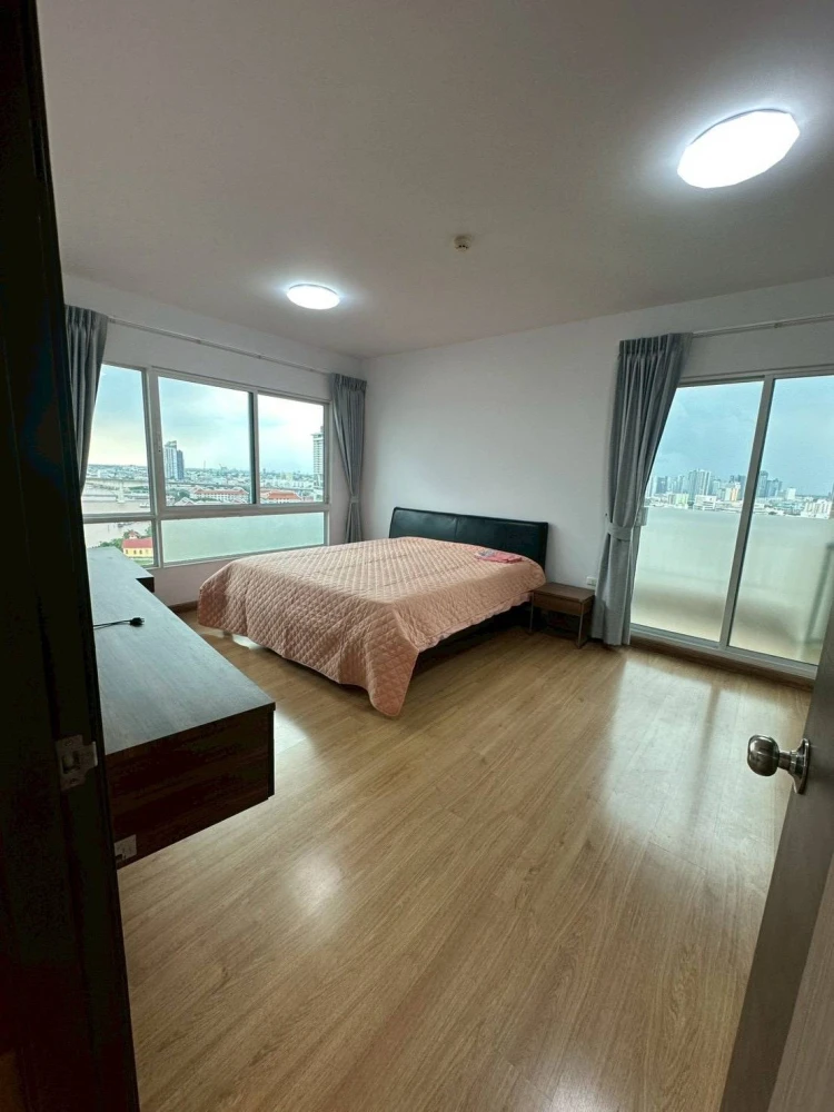 For rent Supalai River Resort 2 bedrooms, 2 bathrooms, fully furnished, high view, don't miss it.