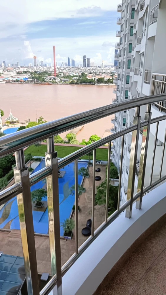 Supalai River Resort for rent, high floor room, river view, spacious room, reserve now.
