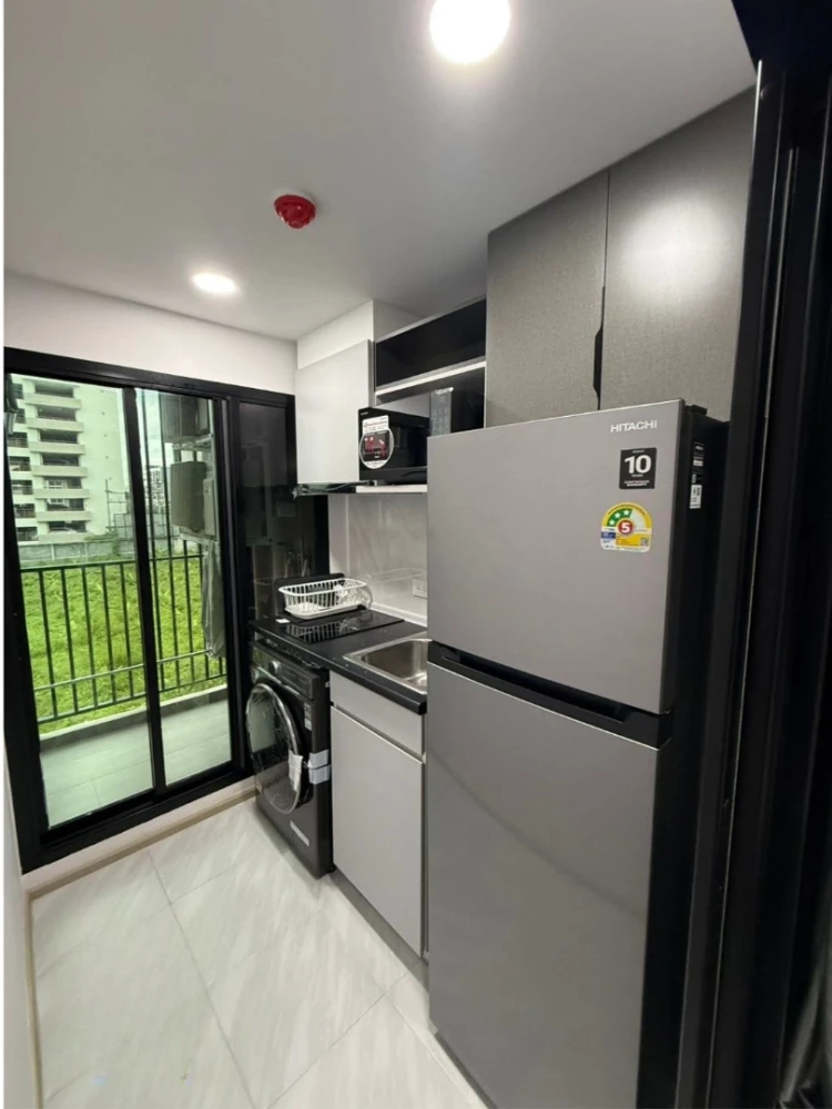 For rent: Supalai Sense Srinakarin. Fully furnished with built-in furniture throughout. Clean and well-decorated; just bring your clothes and move in!