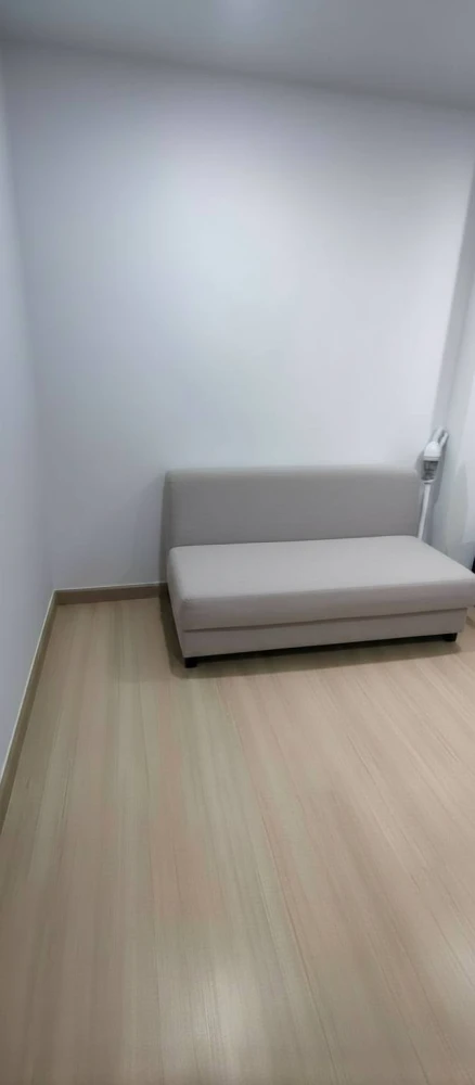 For rent: Supalai Veranda Phasi Charoen Station, high floor unit, fully furnished. Book now!