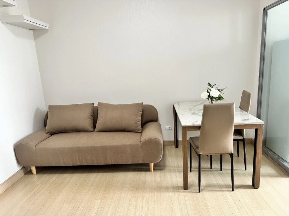 For rent: Supalai Veranda Rama 9, 29th floor, fully furnished, very livable. Book now! (Quickly!)