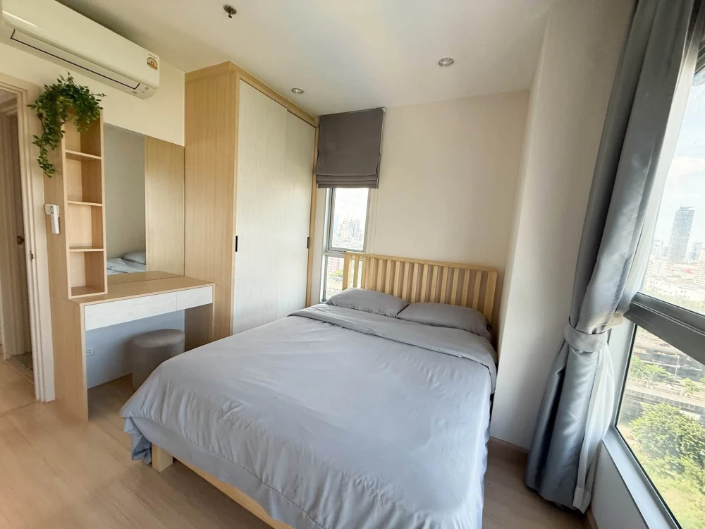 For rent: Supalai Veranda Rama 9, spacious room, 17th floor, great view, fully furnished with appliances. Convenient and complete in one place. Book n