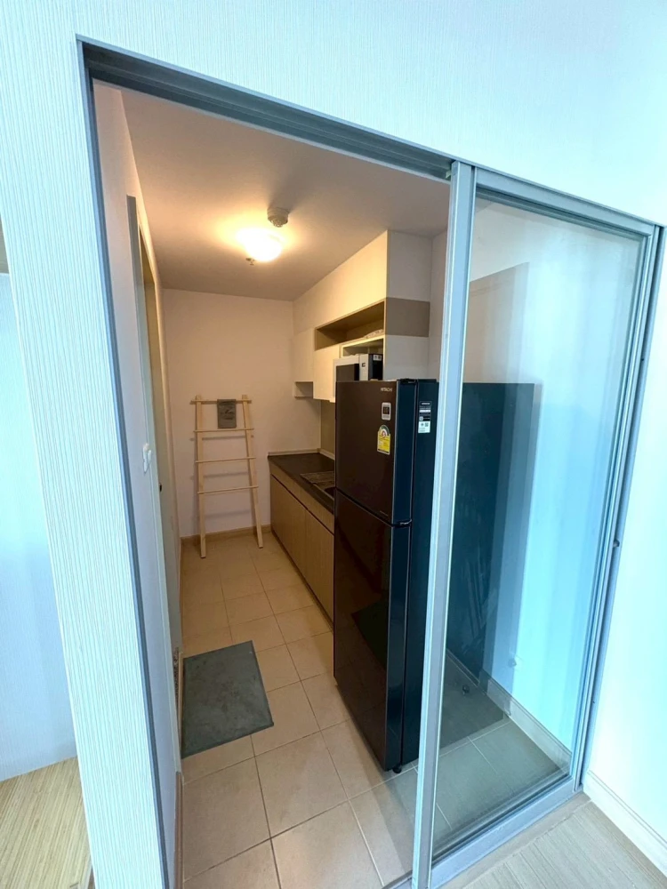 For rent: Supalai Veranda Rama 9, room with coordinated interior design, high-quality built-in furniture, unobstructed city view. Book now!