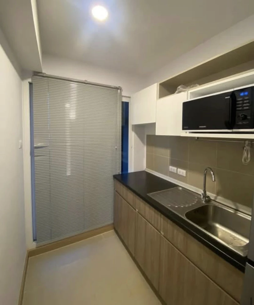 For rent: Supalai Veranda Ramkhamhaeng. Nice, spacious room with full furnishings. Book now!
