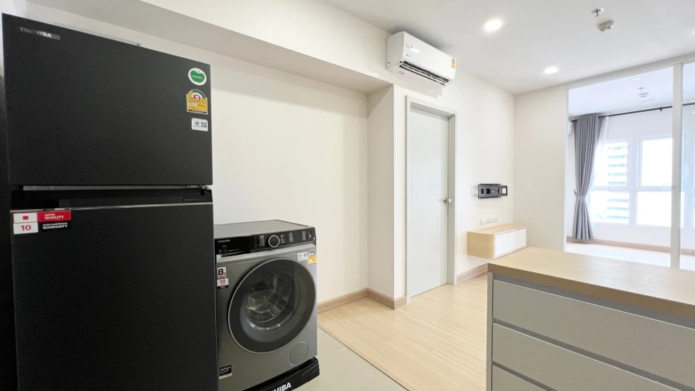 For rent Supalai Veranda Ramkhamheang, empty room, lots of usable space, those who like to decorate rooms should not miss it, hurry and book now.