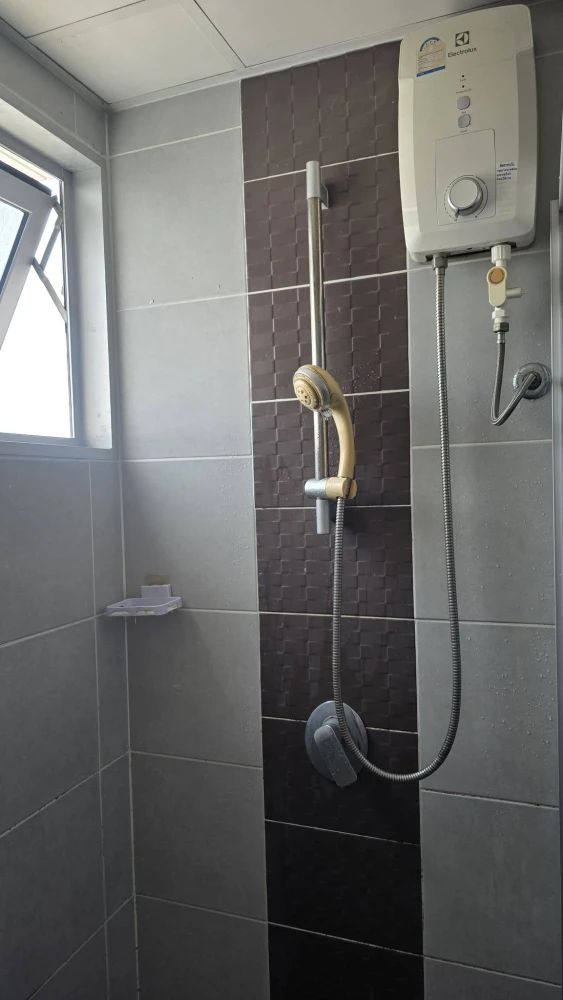 For rent: Supalai Veranda Rattanathibet, a lovely unit on the 15th floor. Great location, not hot, fully furnished. Book now!