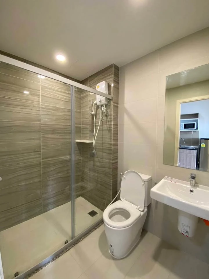 For rent Supalai Veranda Sukhumvit 117, a nice room with complete decorations. Reserve now!