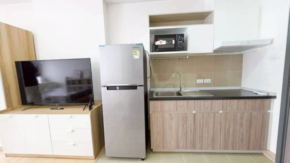 For rent: Supalai Veranda Ramkhamhaeng. High floor, unobstructed view, bright and airy. Studio room in a quiet location, perfect for relaxation.