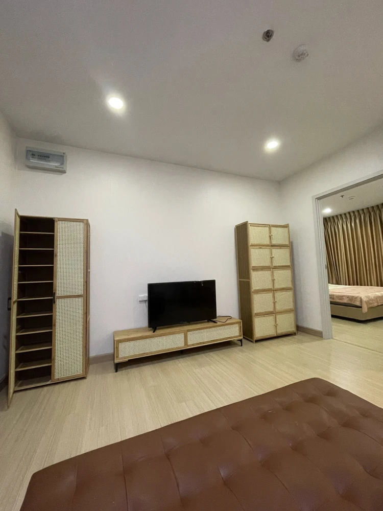 For rent Supalai Veranda Ramkhamhaeng, room not far from the elevator, spacious room, closed kitchen, balcony, private, hurry and reserve now.