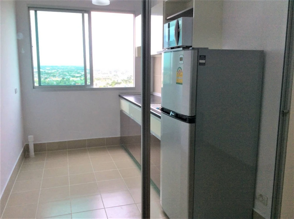 For rent Supalai Vista Pak Kred Intersection, high floor room, spacious and comfortable, hurry and reserve now.