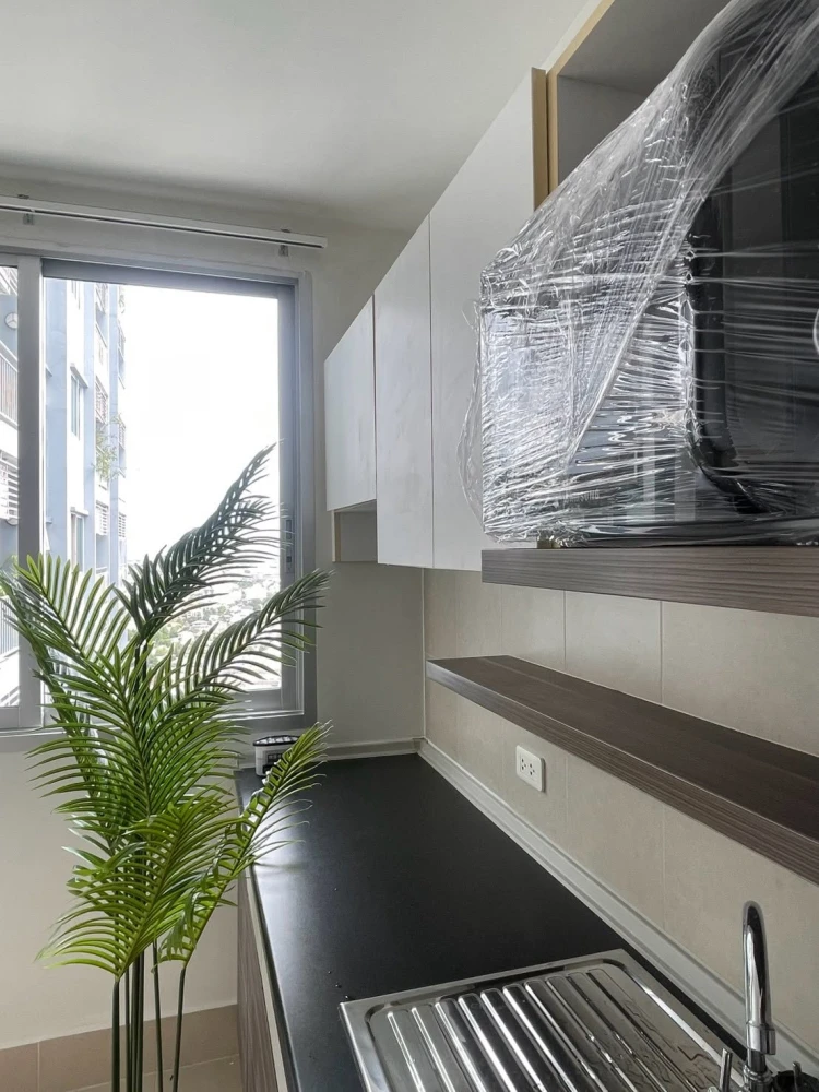 For Rent: Supalai Vista Tiwanon. Beautiful, spacious, fully furnished, and ready to move in. Great location with excellent accessibility.