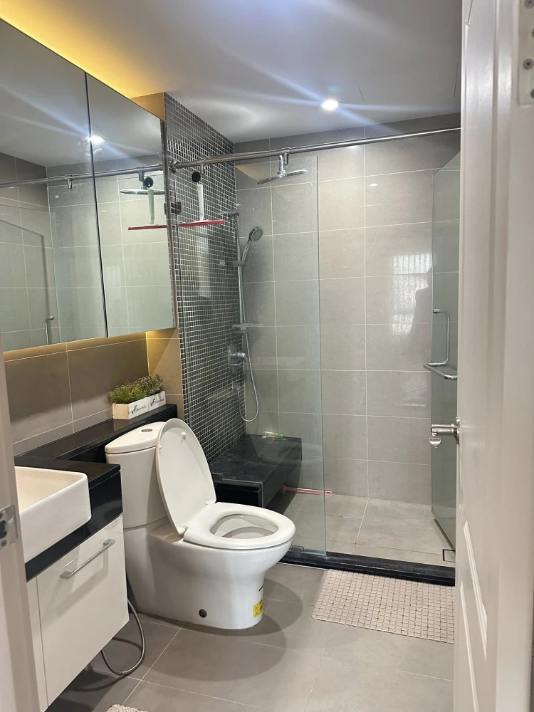 For rent: Supalai Wellington 2-bedroom unit. Nice and fully furnished, with well-divided rooms. Book now!