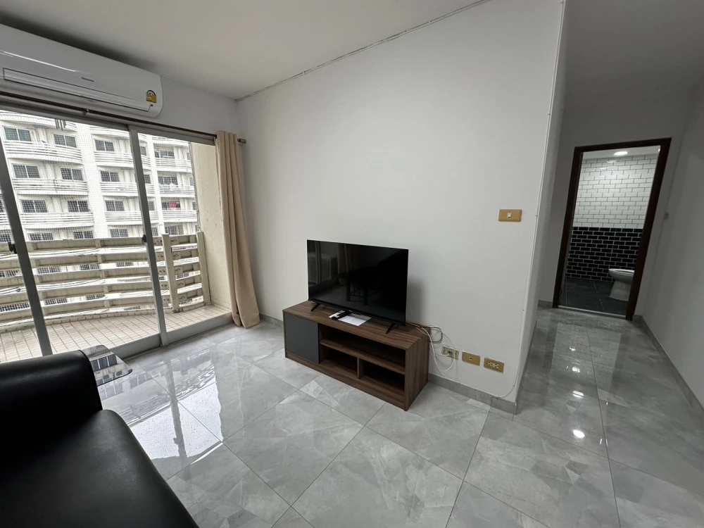 For rent: SV. CITY Rama 3, a nice room, complete with furniture and electrical appliances. Just come and move in.