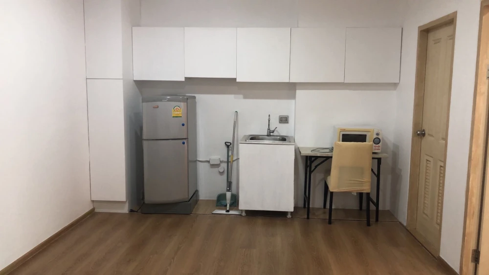 For rent SYM Vibha-Ladprao, 8th floor, size 45, 1 bedroom, with electrical appliances, don't miss it.