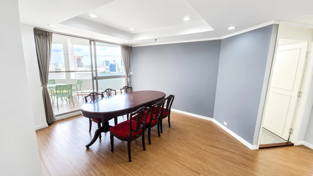 For rent: Tai Ping Towers, 16th floor. Nice, fully furnished unit. Book now!