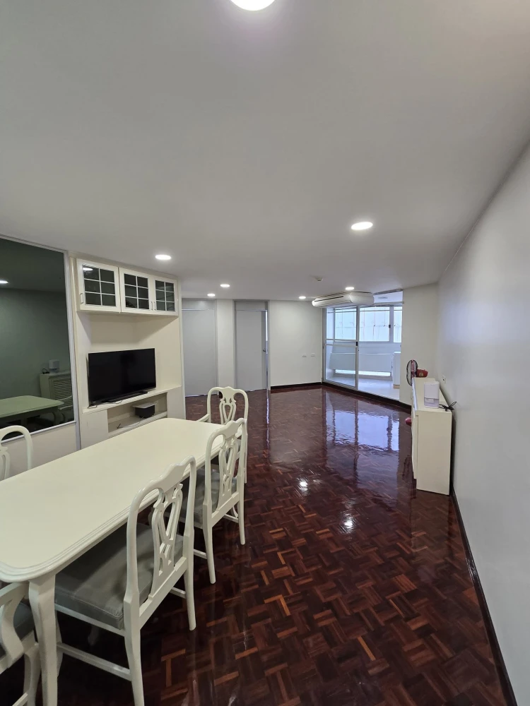 2-bedroom, 2-bathroom unit for rent at Tai Ping Towers. Spacious living area, fully furnished. Book now!