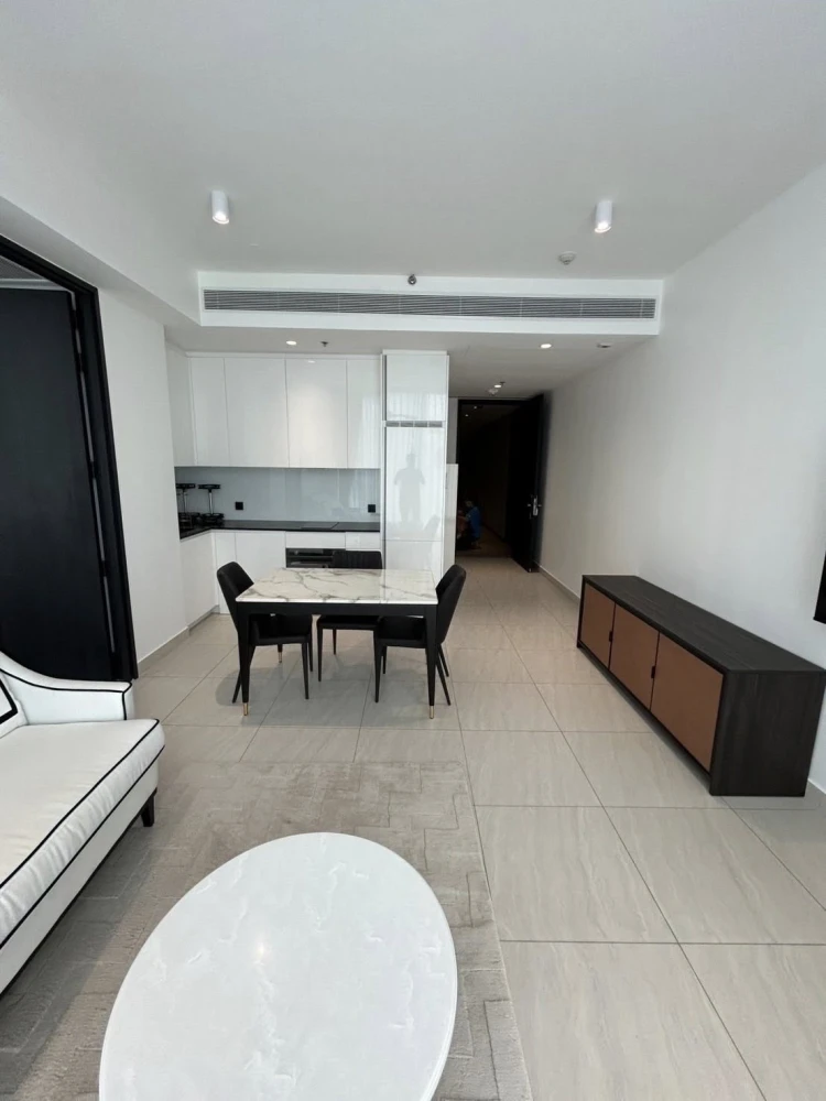 For rent Tait sathorn 12 rooms decorated in bright, comfortable tones, comfortable to live in, with full furniture, don't miss it.