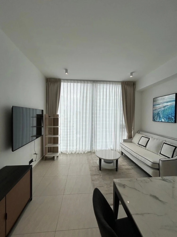 For rent Tait sathorn 12 rooms decorated in bright, comfortable tones, comfortable to live in, with full furniture, don't miss it.
