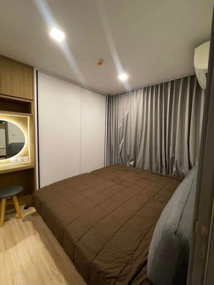 For rent: Taka Haus Ekamai 12, beautifully furnished and fully equipped rooms with spacious living areas. Don't just look, book now!