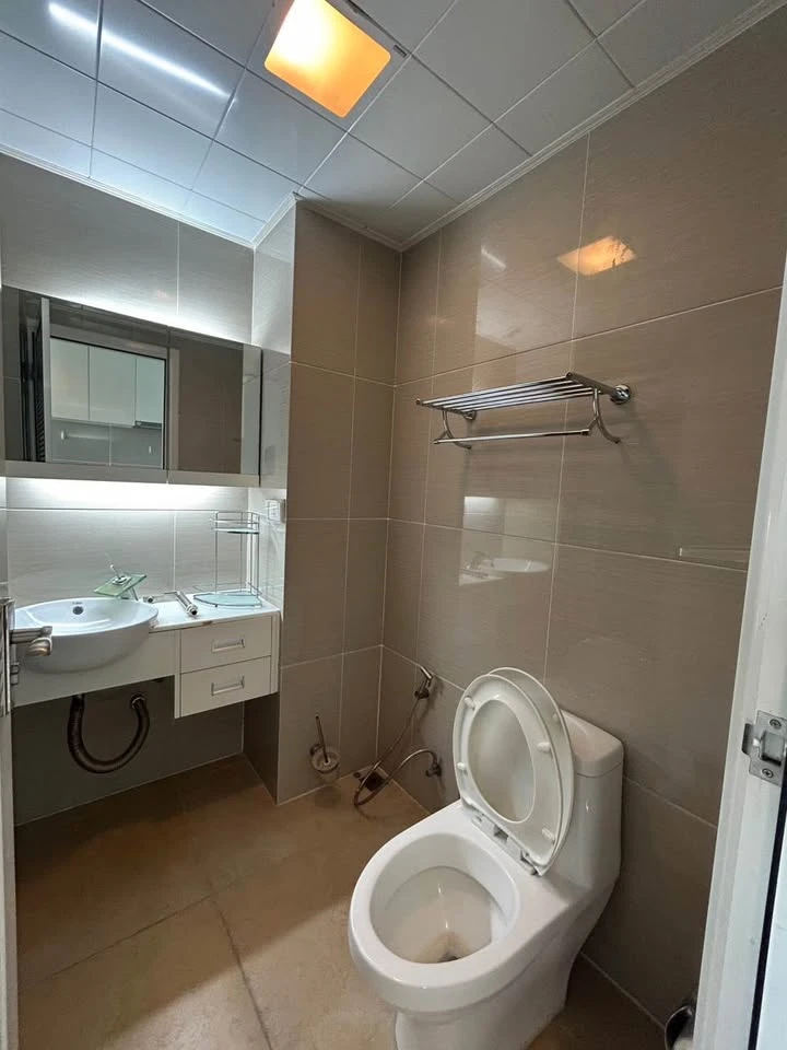 For rent: TC Green, beautiful view, airy, open, with a view of the garden and swimming pool, fully furnished, ready to move in.