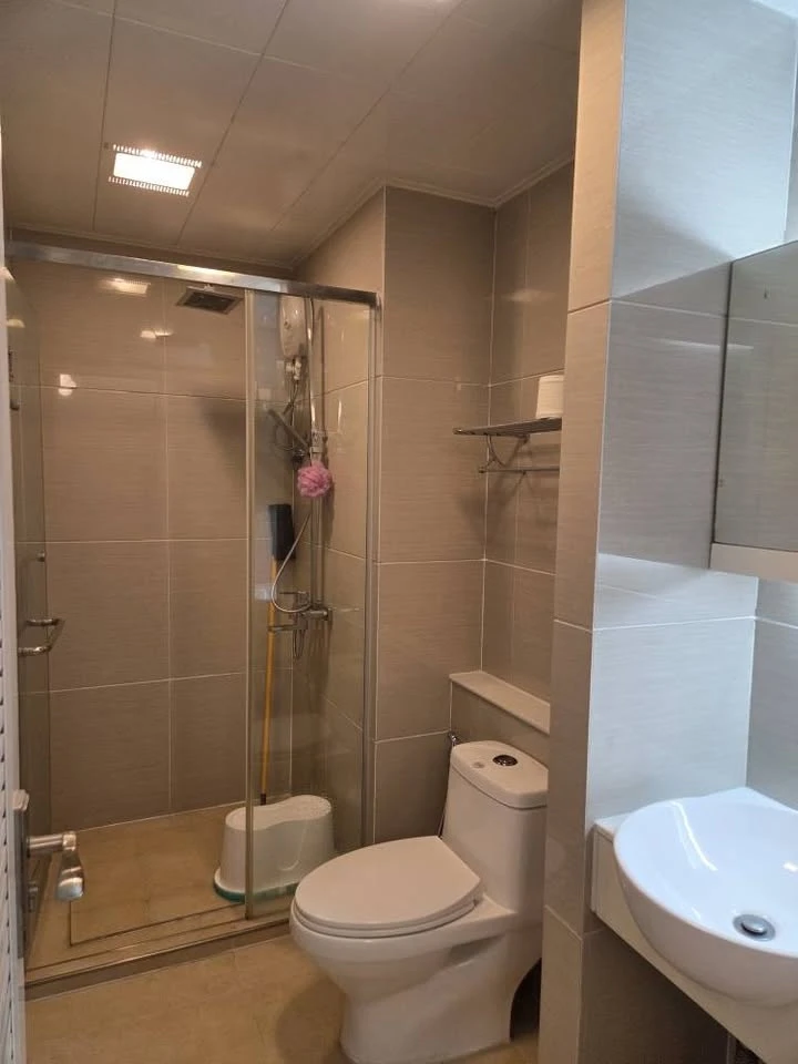 For rent: TC Green, ready to move in, fully furnished, spacious and comfortable room, reserve now.