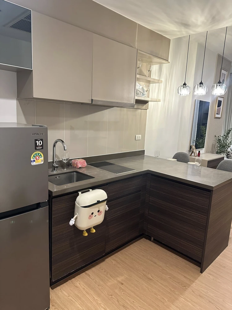 For rent: TEAL Sathorn - Taksin, corner unit. Quiet and private, no direct sunlight, not hot. Nicely decorated. Book now!