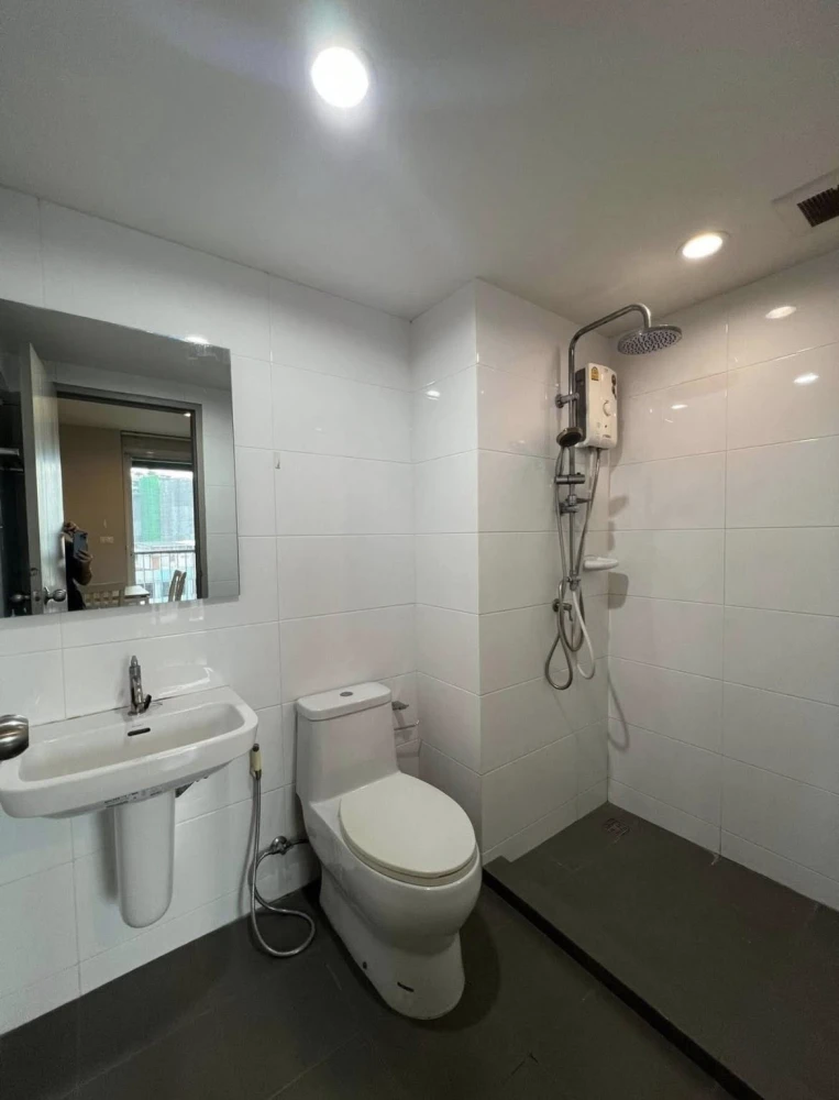 Tempo Quad Phaholyothin-Saphanmai for rent, 8th floor, fully furnished, very livable. Book now!