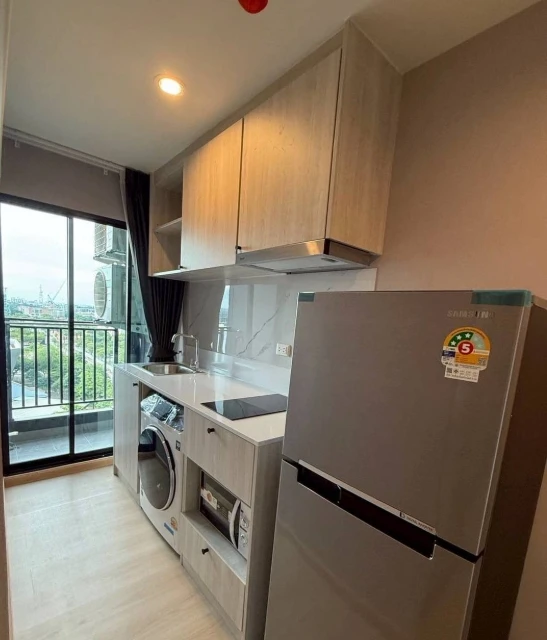 Terra Residence for rent, 11th floor, fully furnished room, ready to move in. If interested, hurry and reserve now, don't delay.