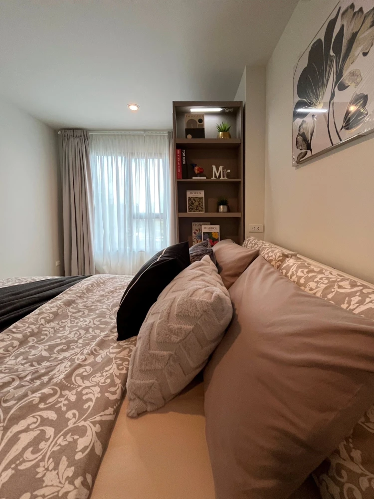 For rent: Terra Residence, 15th floor, beautiful room, fully furnished, comfortable to live in. If interested, hurry and book now. Don't miss out.
