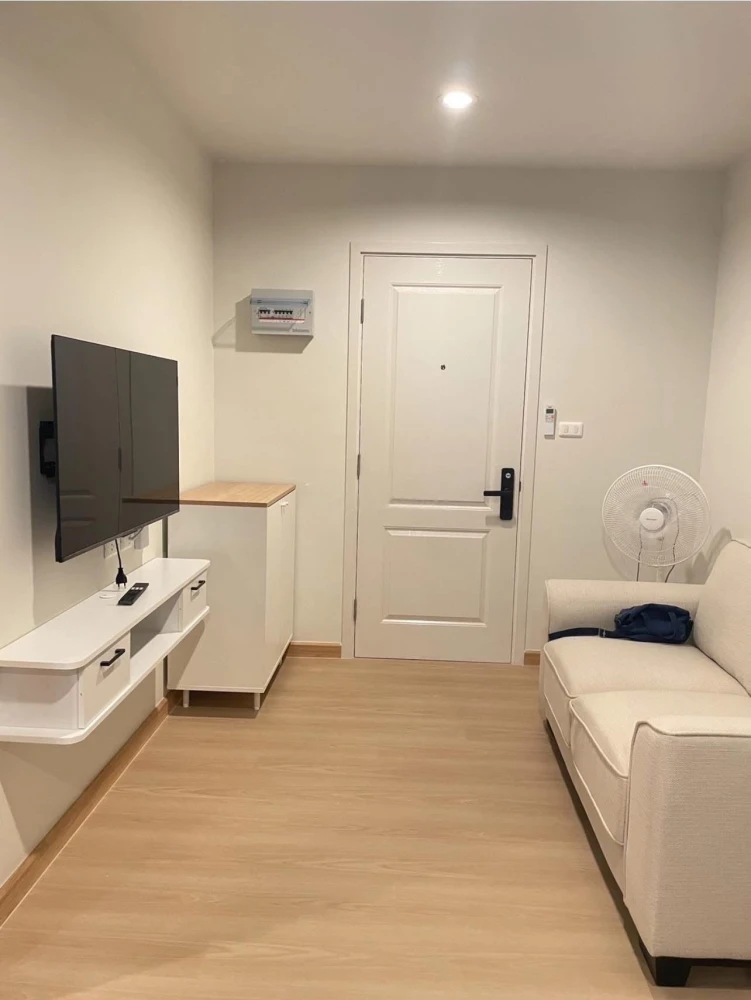 For rent: Terra residence, 17th floor, separate room. Interested? Hurry and book now. Don't miss out! Hurry!