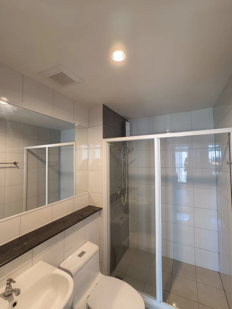 Terra residence for rent, 18th floor, partitioned room, comes with complete decorations, reserve now, don't delay.