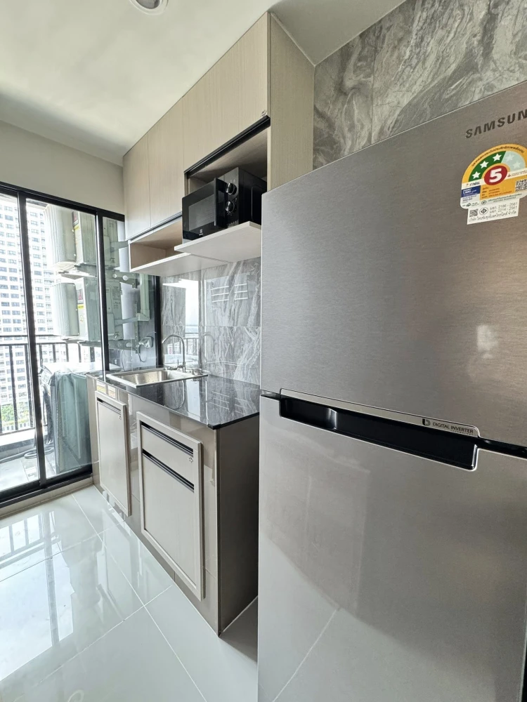 Terra Residence, 20th floor, fully furnished apartment for rent. Very comfortable and ready to move in. Book now! Don't miss out!