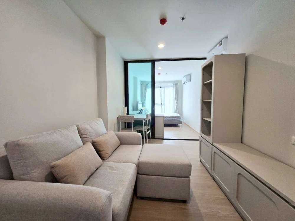 For rent: Terra Residence, 23rd floor, nice room, separated into sections, book now before it's gone.