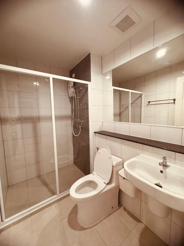 Terra Residence, 24th floor, fully furnished unit for rent. Book now! Don't miss out! Hurry!
