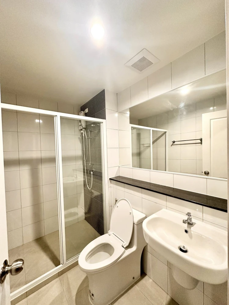 For rent: Terra residence, 27th floor, high floor, good view, fully furnished room, ready to move in. Hurry and book now before it's gone.