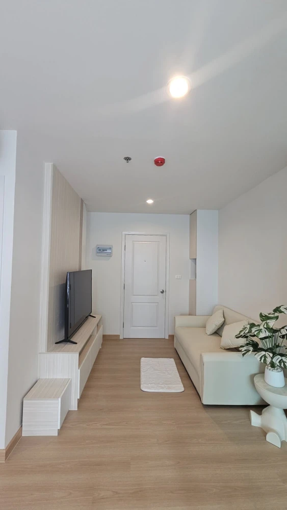 Terra Residence for rent, 27th floor, great view, fully furnished, reserve now, don't delay.
