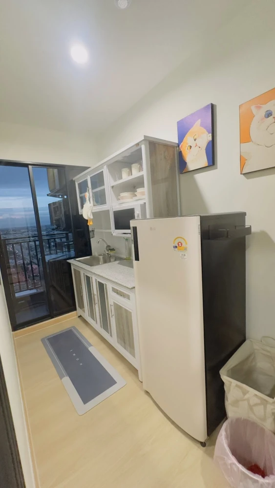 For rent: Terra Residence, 30th floor, beautiful room, very cool, fully furnished. If interested, hurry and book now. Don't miss out.