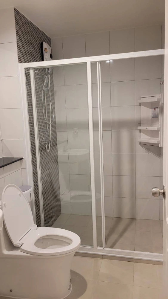 For rent: Terra Residence, 30th floor, fully furnished room, nice to live in, just bring your bag, urgently!