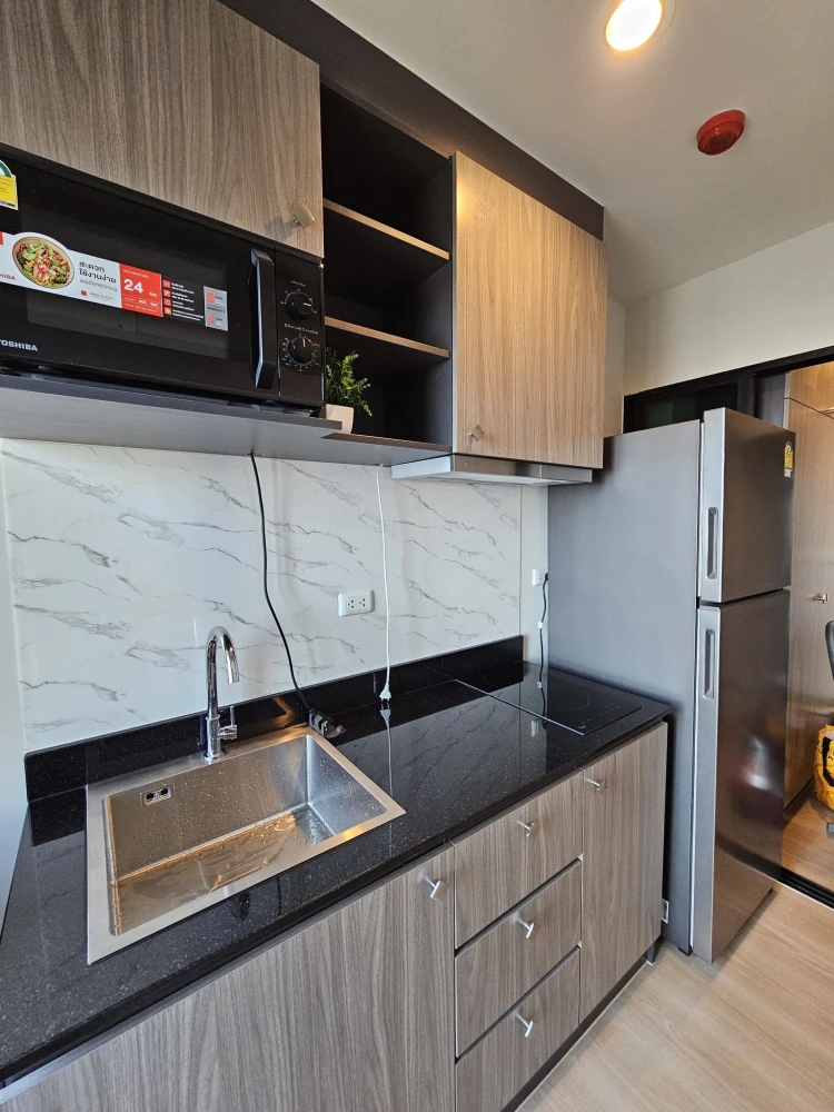 Terra Residence for rent, 31st floor, city view, high floor with great view, fully furnished. Book now!