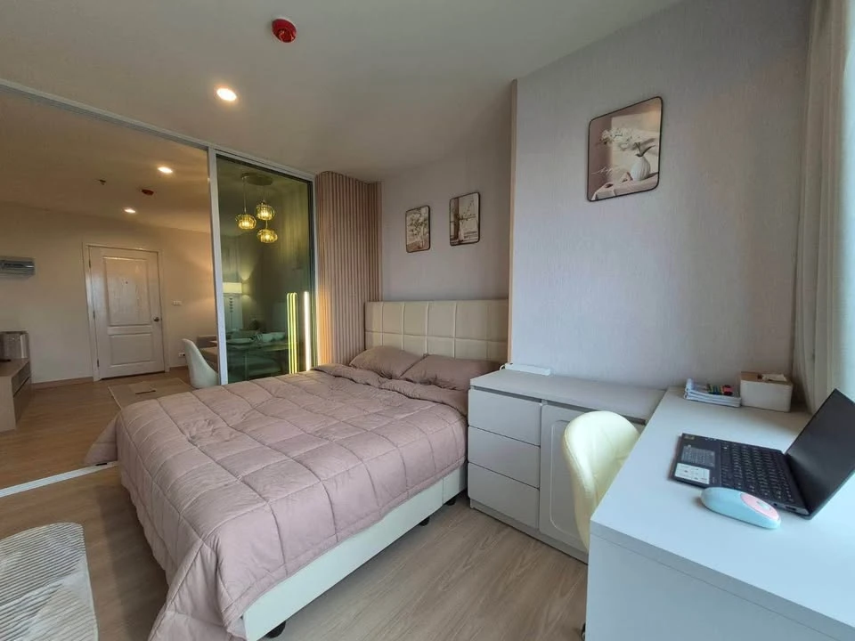Terra Residence for rent, 32nd floor, high floor, good view, fully furnished, nice to live in. If you don't reserve, you'll miss out. Reserve now.