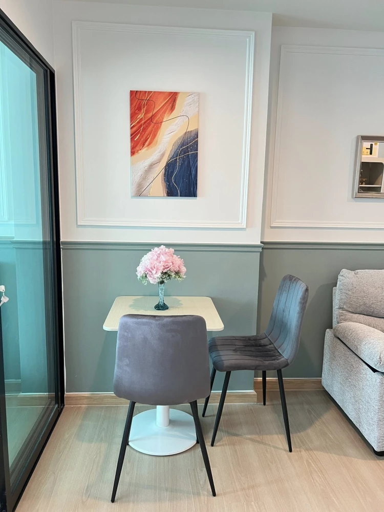 For rent: Terra residence, 32nd floor, beautiful room, well decorated, ready to move in, book now, don't miss out.