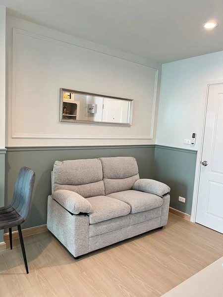 For rent: Terra residence, 32nd floor, beautiful room, well decorated, ready to move in, book now, don't miss out.