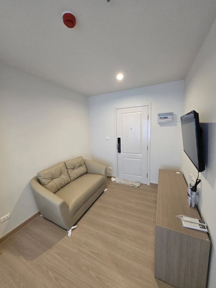 Terra Residence for rent, 33rd floor, north-facing unit with beautiful view. Fully furnished. Book now!