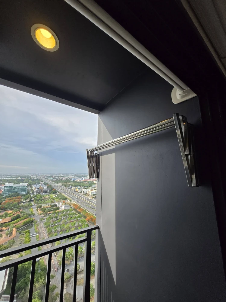 Terra Residence for rent, 33rd floor, north-facing unit with beautiful view. Fully furnished. Book now!