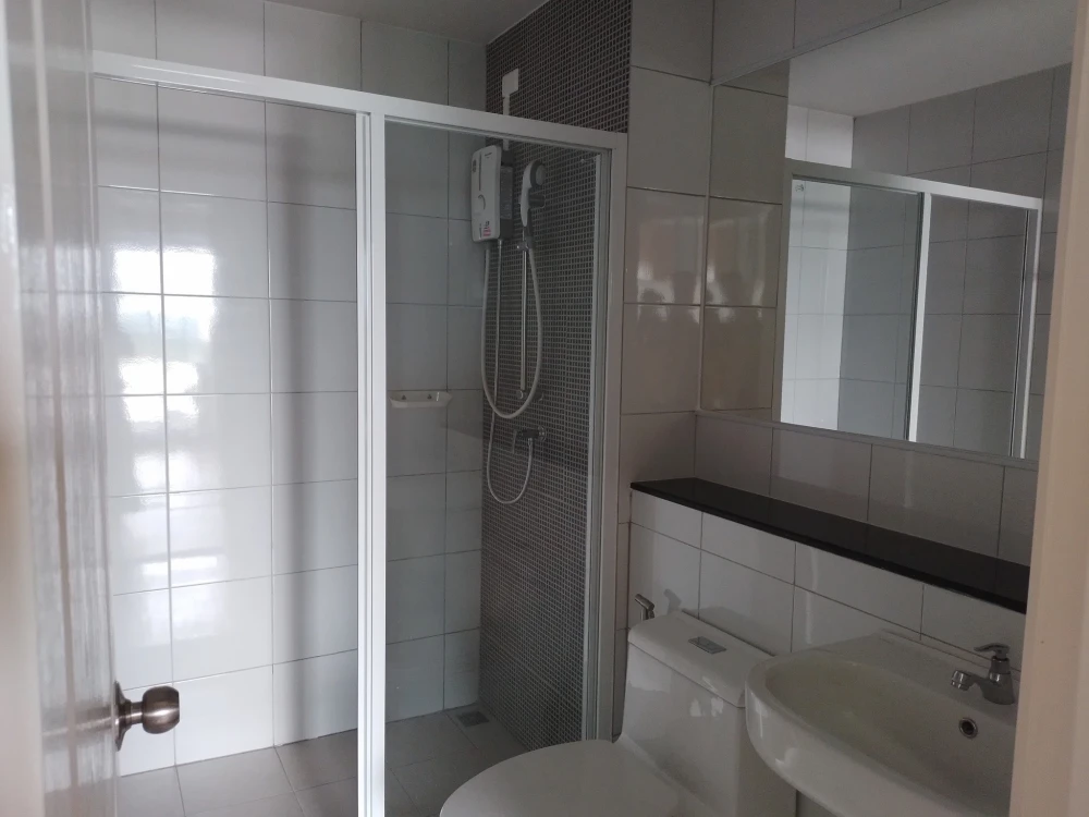 For rent: Terra residence, 10th floor, separate rooms, fully furnished, book now.