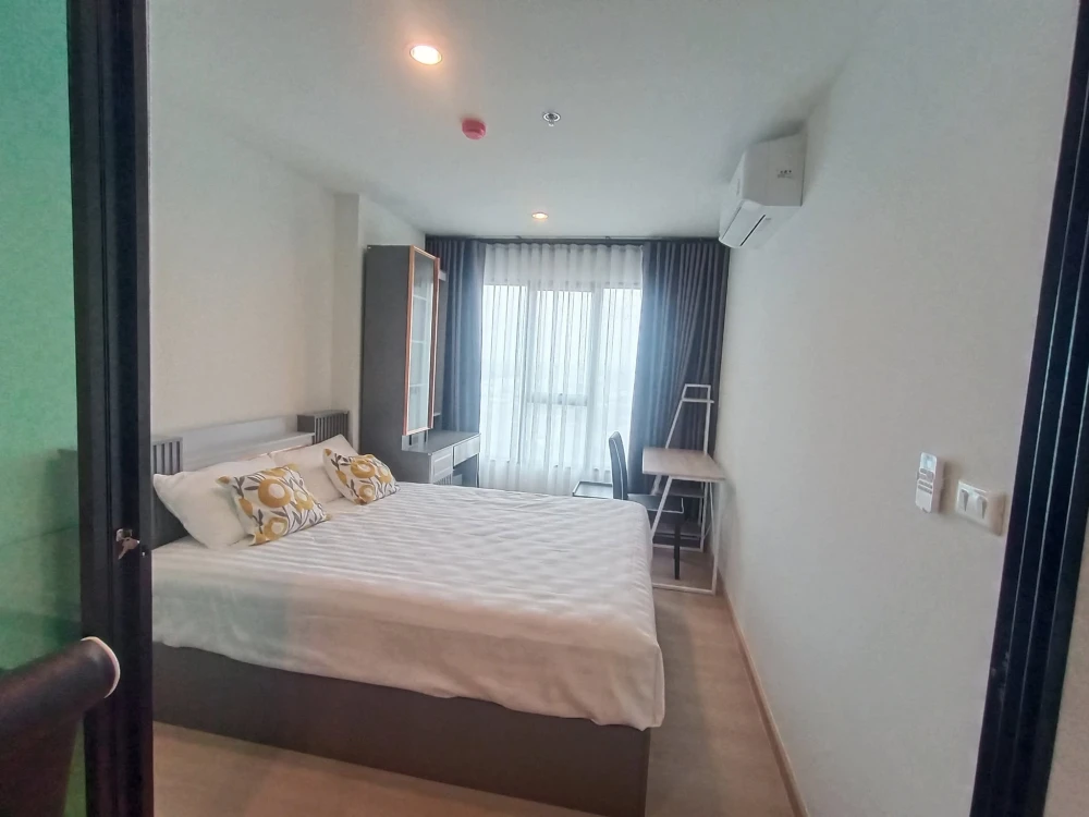 For rent: Terra Residence, partitioned room, fully furnished, ready to move in immediately. Book now, don't wait, hurry!